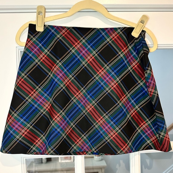 Zara black, red, green and blue plaid mini skirt - size small - Picture 2 of 6